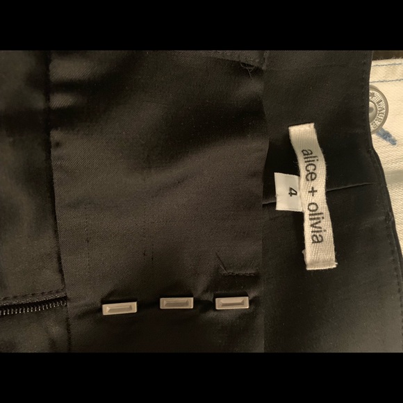 Alice & Olivia black satin dress pants sz4 - Picture 4 of 4
